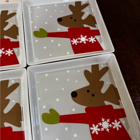 EUC Crate & Barrel Square Plates - Set of 4 - Joan Anderson 2016 - Reindeer - Picture 4 of 6